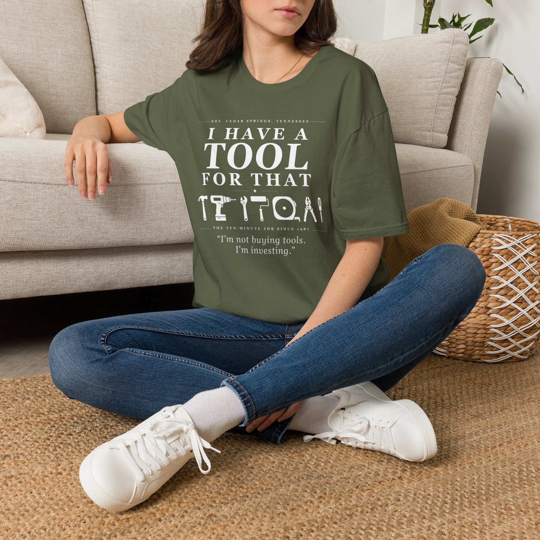 I'm not buying tools. I'm investing. - T-Shirt