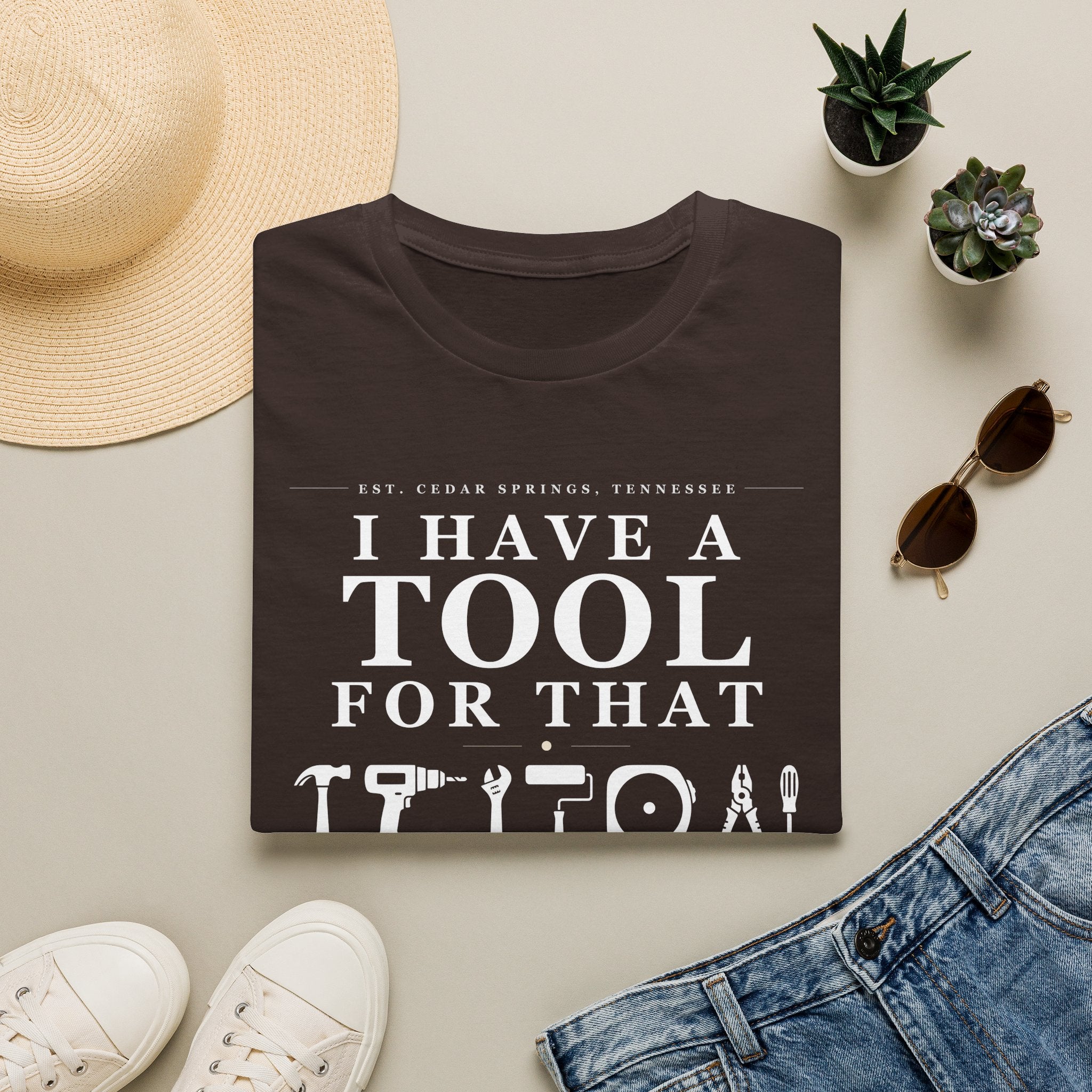 I'm not buying tools. I'm investing. - T-Shirt